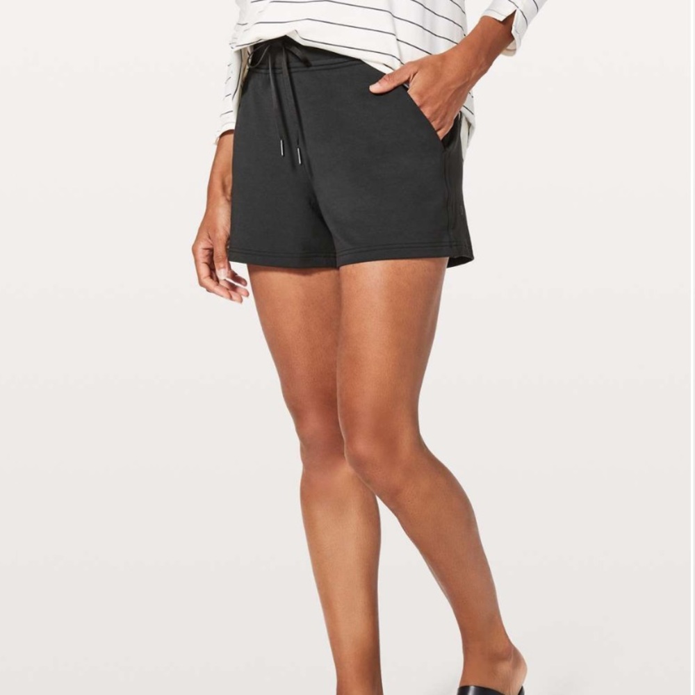 LULULEMON EVERY MOMENT SHORT
